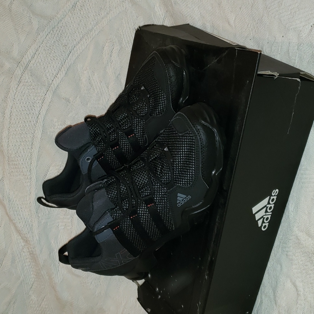 Adidas Men Shoes, Size 10, Brand New